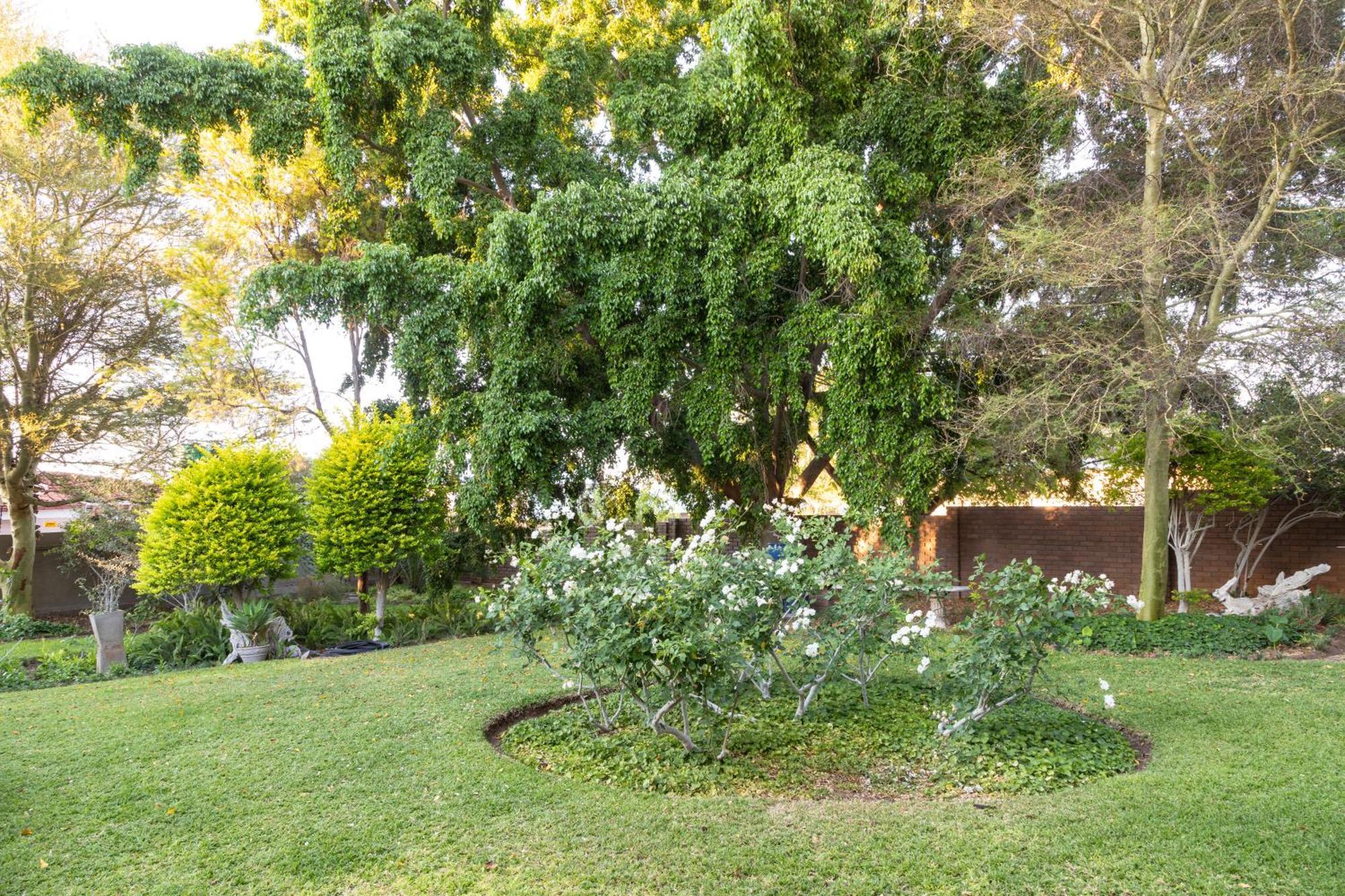 Hh 820 Accomodation Grootfontein Екстер'єр фото
